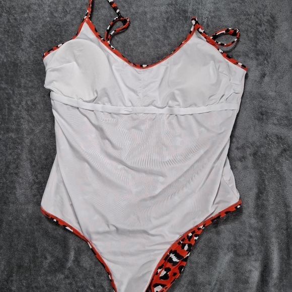 Women's Red Leopard Print One Piece Swimsuit Cutout Back Swimwear Bathing XL - Picture 5 of 6